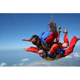 SAUT EN PARACHUTE EN TANDEM